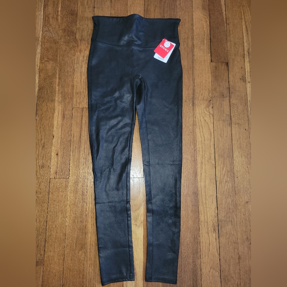 SPANX Faux Leather Leggings 😍 NWT